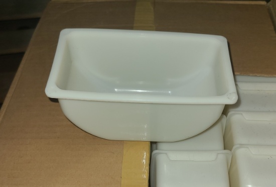 Plastic Inserts for bar - new - case of 24