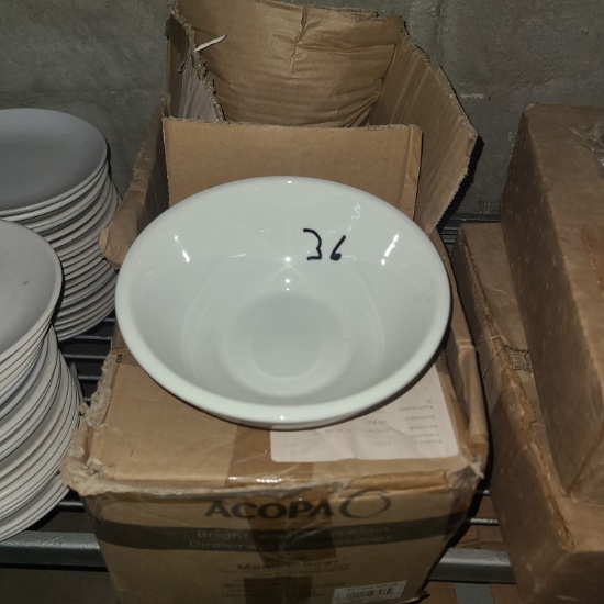 25 oz. White Porcelain Menudo Bowl by Acopa