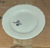 Rimmed plate, white