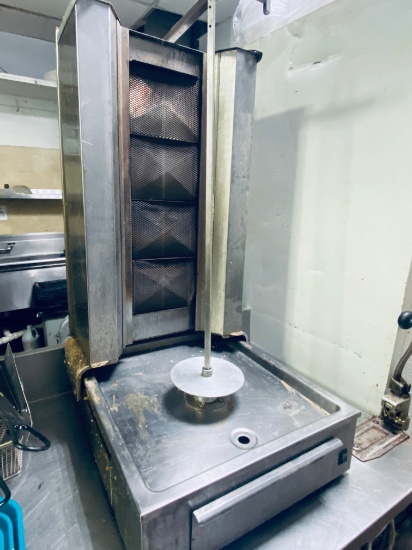 Countertop gas fired Shawarma, Gyro machine with four radiant heat, broiler burners