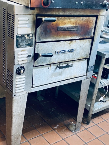 Baker's pride model GP51 two deck freestanding gas fired pizza oven with cooking stones