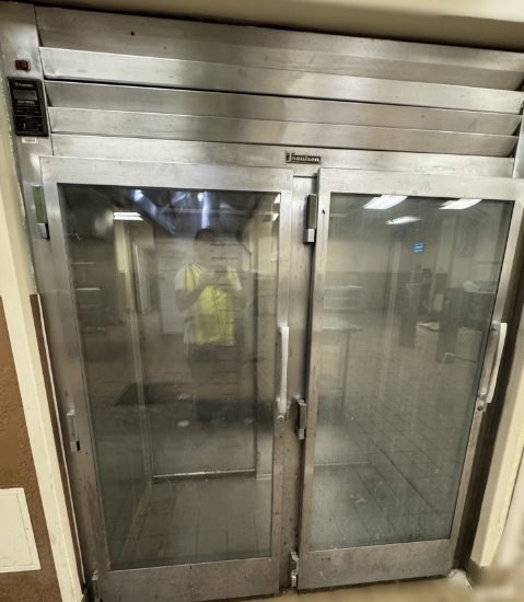 Traulsen RRI 2-32 LPUT Roll in Pass Thru Refrigerator