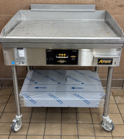 ACCU TEMP 36" x 29" grill on rolling stand brand new