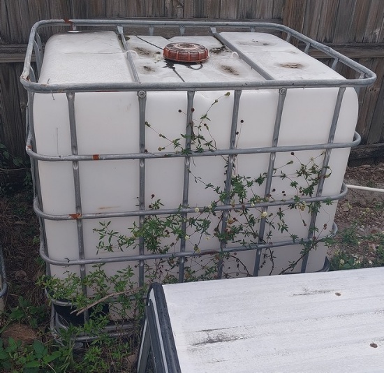 250 Gallon water tank