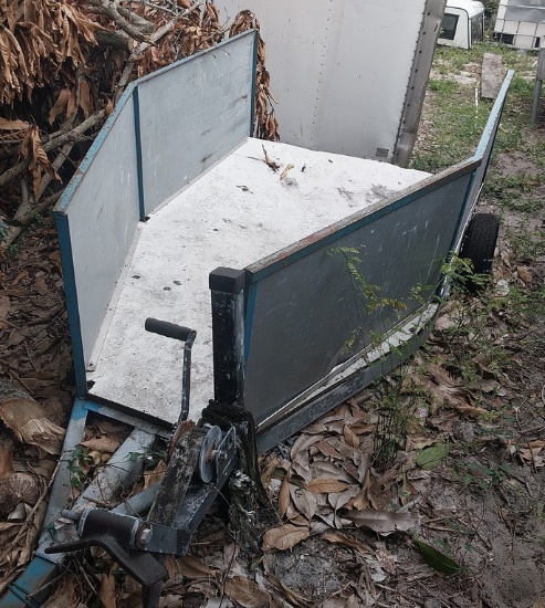 5 ft Trailer - No title