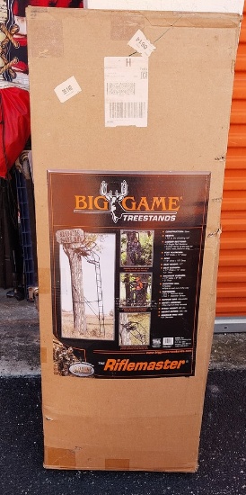 New Big Game Treestand - the Riflemaster