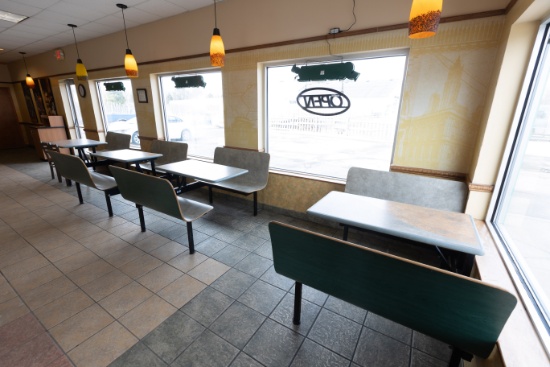 Plymold Commercial Booths Lot