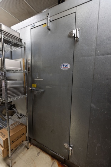 6'x8' Walk-in Cooler (no contents)