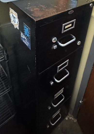 (21) Drawer file cabinet