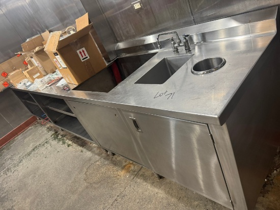 164" X 30" waitress station without shelf contents