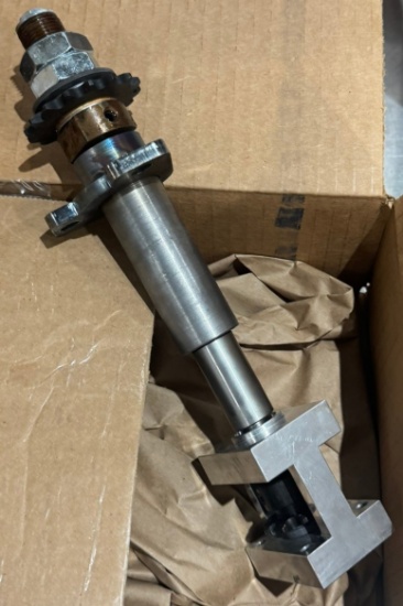Gear sprocket assembly for hot rocks oven