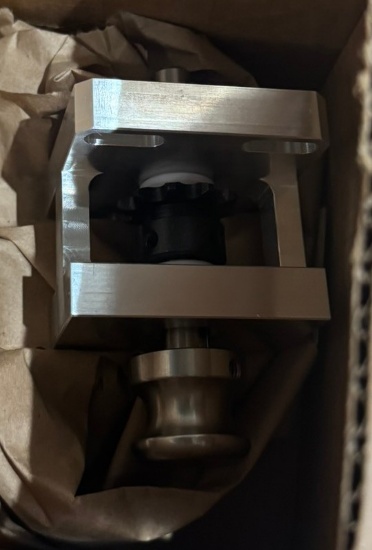 Dear sprocket for hot rocks oven