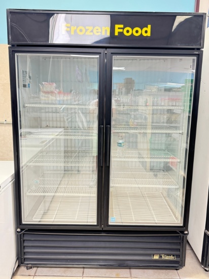TRUE GDM-49F 2 Glass Door Merchandising Freezer / 2 Glass Door Freezer
