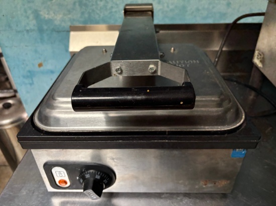 ANVIL PANINI Sandwich Press Model #TSA-7309 - 115V Panini Press
