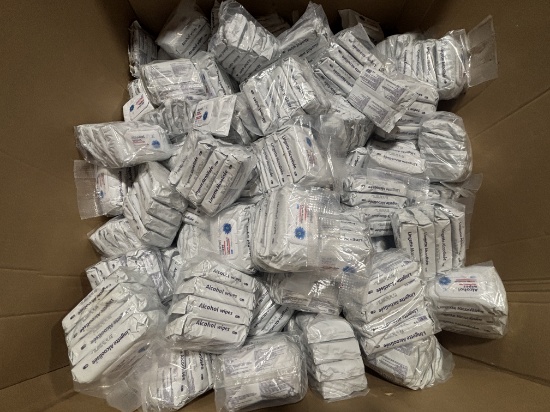 Large Pallet Lot of Sanatizing Wipes / Huge Pallet of Wipes