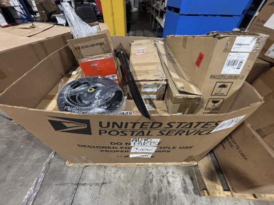 Large Pallet Lot of Car Parts / Automobile Accessories & Much More