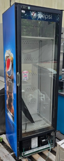 QBD CD20-HC Single Glass Door Illuminated Merchandiser