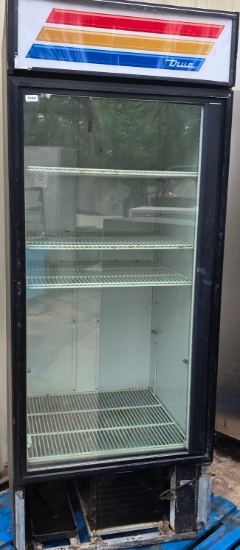 True GDM-26 Single Glass Door Illuminated Merchandiser