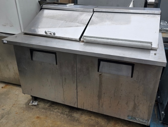 True TSSU-60-24M 2-Door Mega Top Refrigerated Sandwich Prep Table