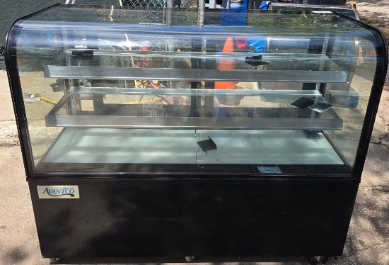 Avantco BC-60-HC 60" curved glass black refrigerated bakery display case