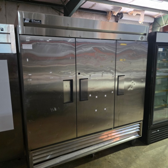 True (3) Solid Door Reach-in Refrigerator