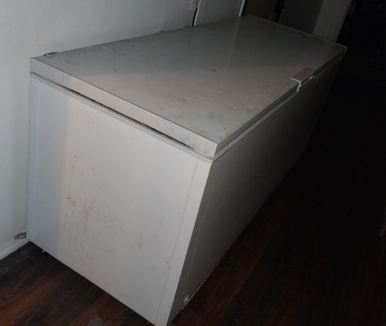 Frigidaire Deep Freezer - FFFC20M4TW