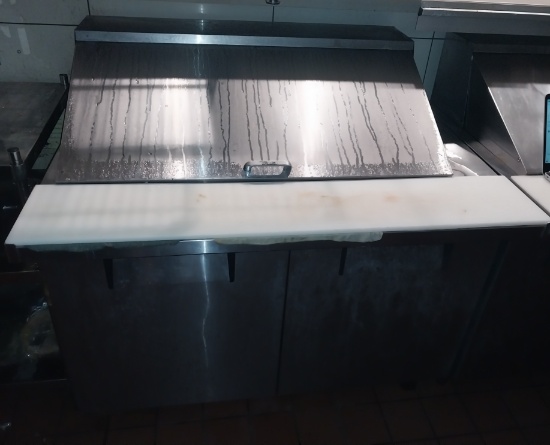 True TSSU-48-18M-8- HC - Refrigerated Sandwich Prep