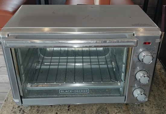 Black and Decker Toaster Oven -TO3217SS