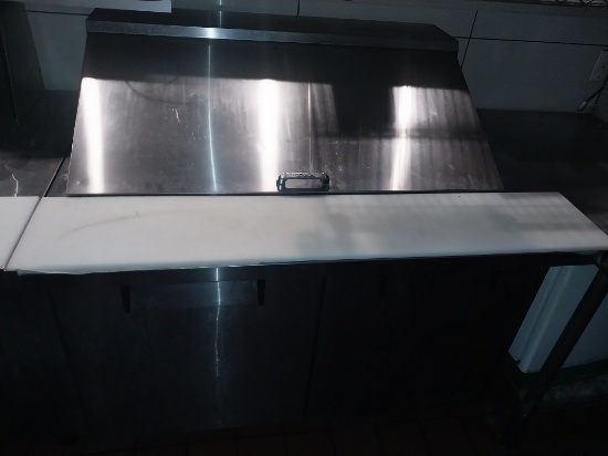 True TSSU-48-18M-8- HC - Refrigerated Sandwich Prep