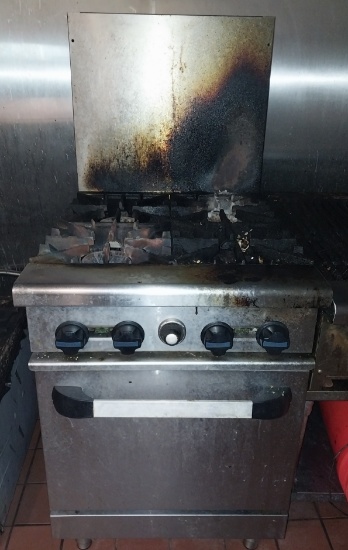 Commercial Freestanding 4 Burner Gas Stove and Oven