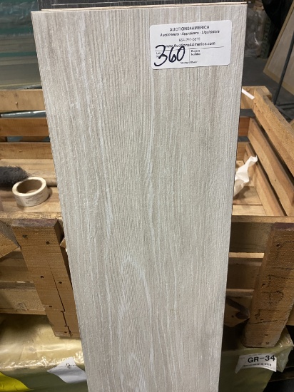 ESSENCE MINT GRIP 8 x 48 porc Italy