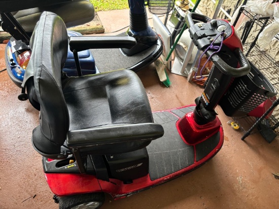 Pride Mobility Revo Mobility Scooter - Red - Charger Included - Runs Great