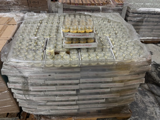 Large Pallet Lot of Old Williamsburgh SheaButter & Coconut Scented Candle
