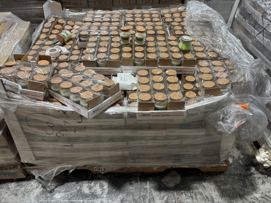 Pallet Lot of Old Williamsburgh Pinot Grigio Scented Candle (12 Pack)