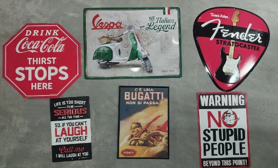 Décor Lot - Signs