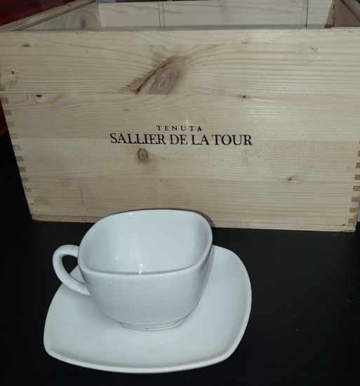 Tenuta Sallier De La tour Teacup and Saucer set