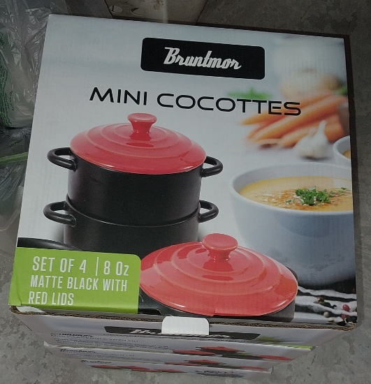 Bruntman mini Cocottes - brand new in the box 4 boxes