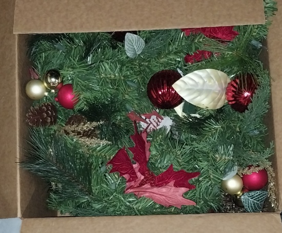 Christmas lot - 5 boxes + holiday lights