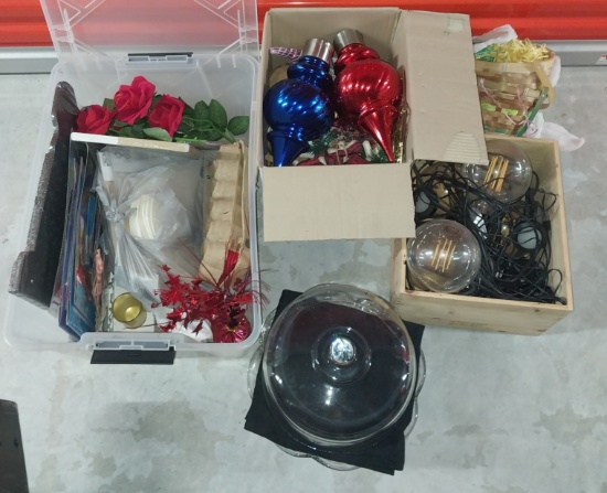 Holiday Lot - cakeplate, ornaments and lights