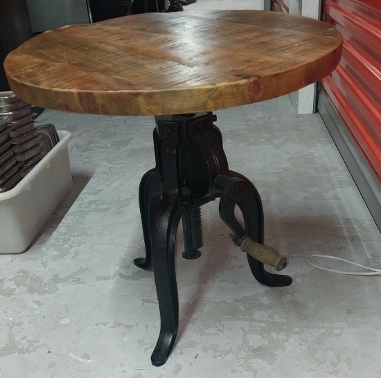 Vintage Style live-edge table with adjustable metal base