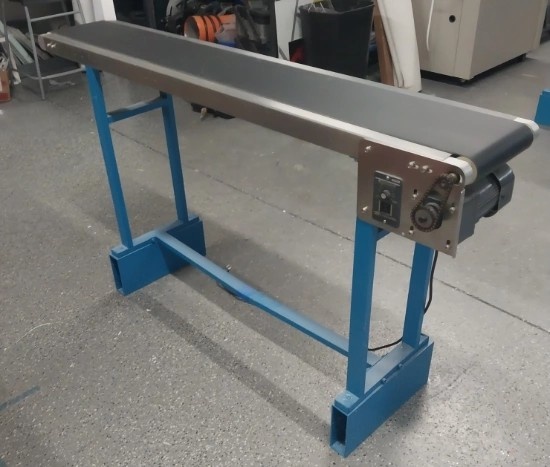 Dubang Belt Conveyor Machine -57 in Long - Works Perfectly