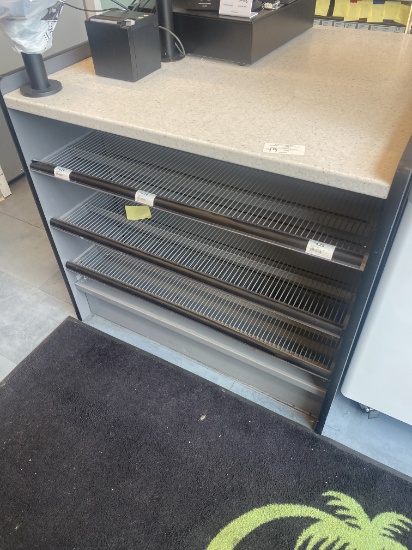 Counter with corian Top 36" x 36" x 34"
