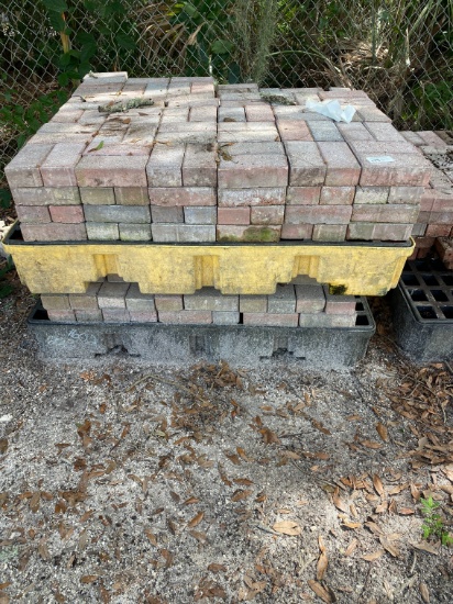 High traffic pavers SEE PICTURE AS IS