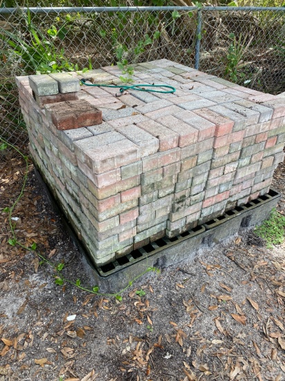 High traffic pavers SEE PICTURE AS IS