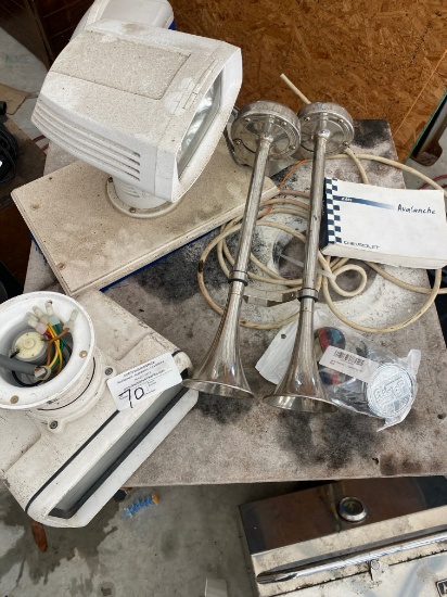 Lot of Sporlights/search light/air horn & etc