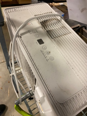 Portable AC/dehumidifier AS IS