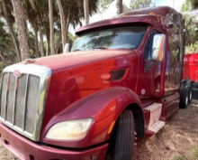 2013 Peterbilt Tractor Truck Model #587