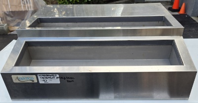 Avantco Double Bin Refrigerated Condiment Holder