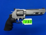 SMITH & WESSON 686-6 REVOLVER;