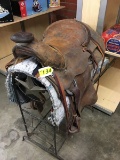 LEATHER  SADDLE 15